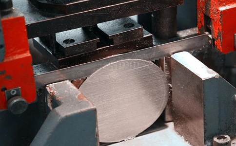 安阳影响双金属带锯条使用寿命的主要因素有哪些？